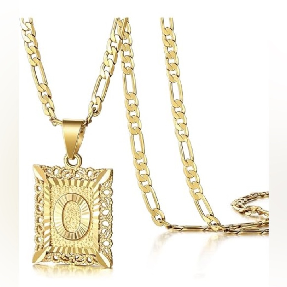 Gold plated Elegant Gold Necklace with Intricate Pendant